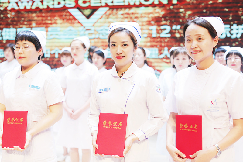 1124647070_副本.jpg