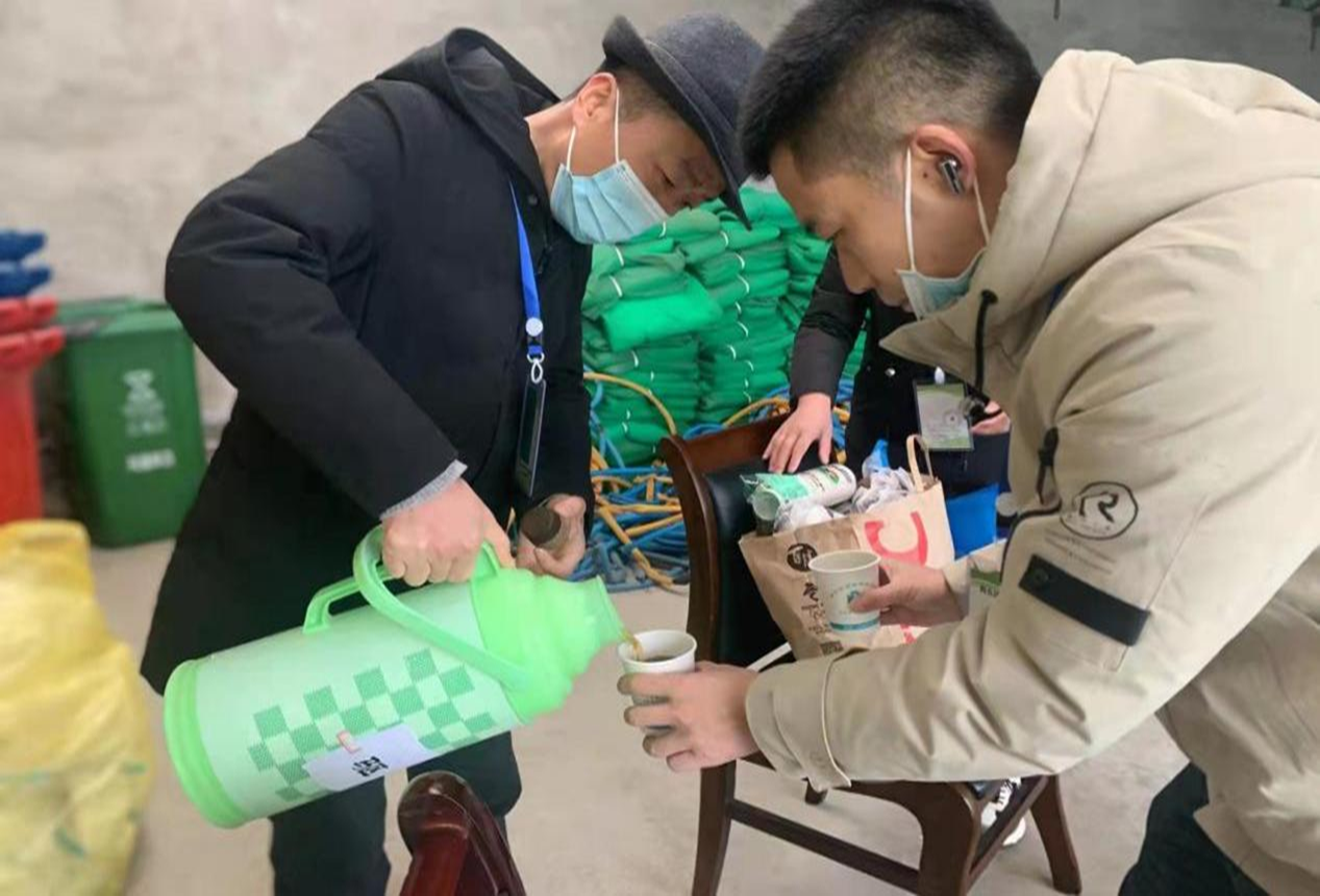 闫6.png