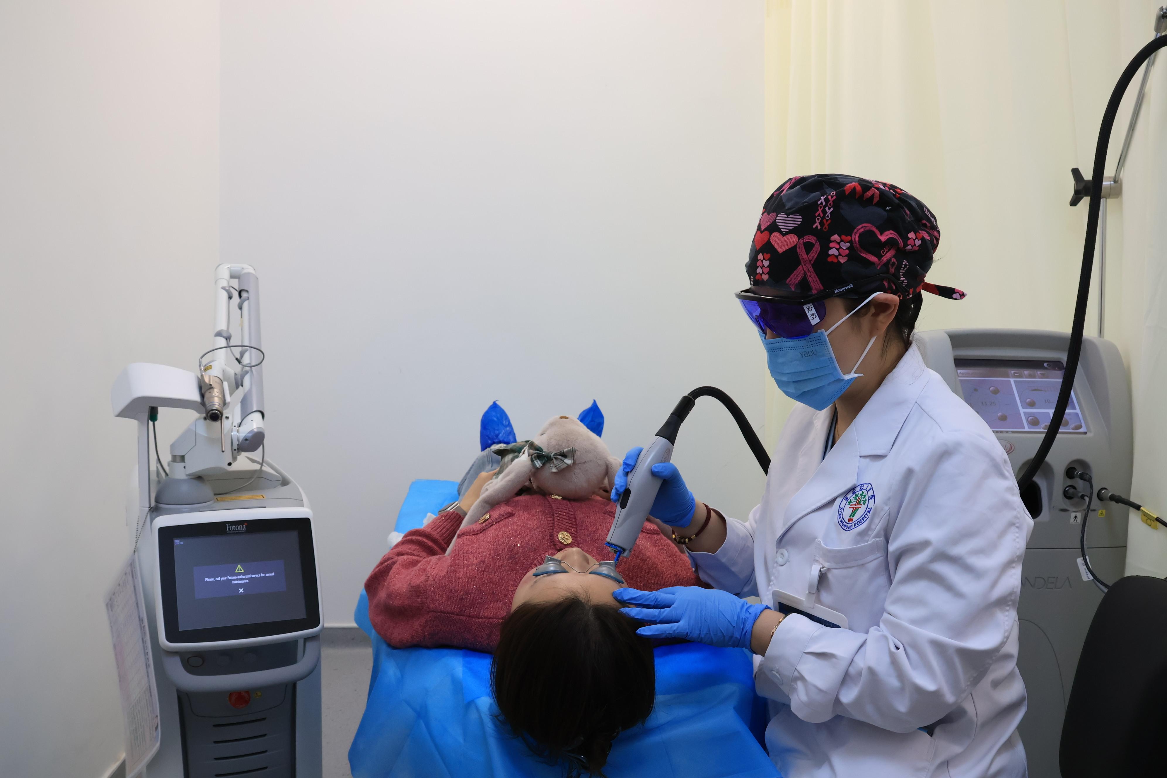 西安市红会医院开设多个专病门诊 精准诊疗为患者“对症下药”_fororder_wps_doc_2