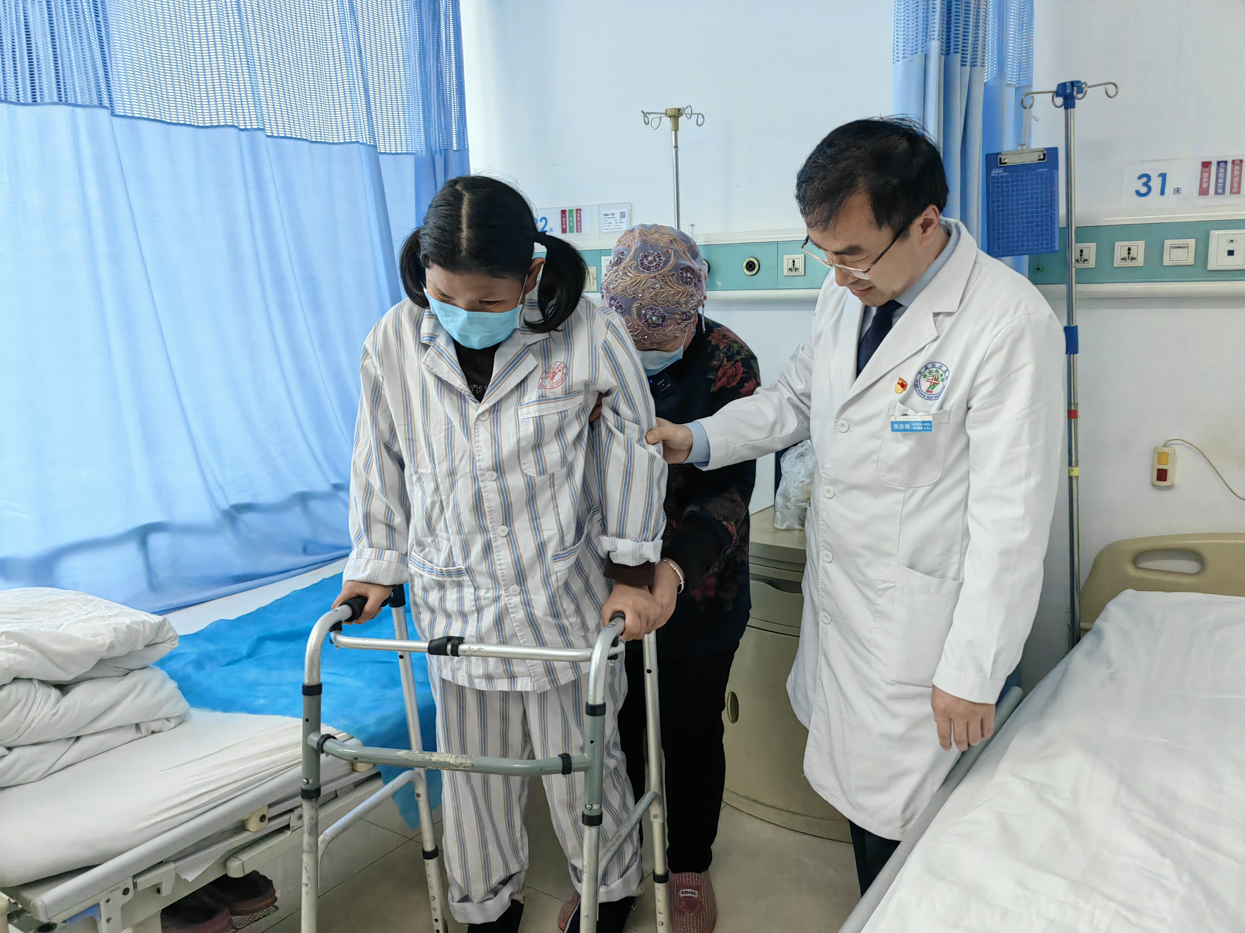 西安市红会医院成功应用神经调控技术为患者带来新生_fororder_图片2