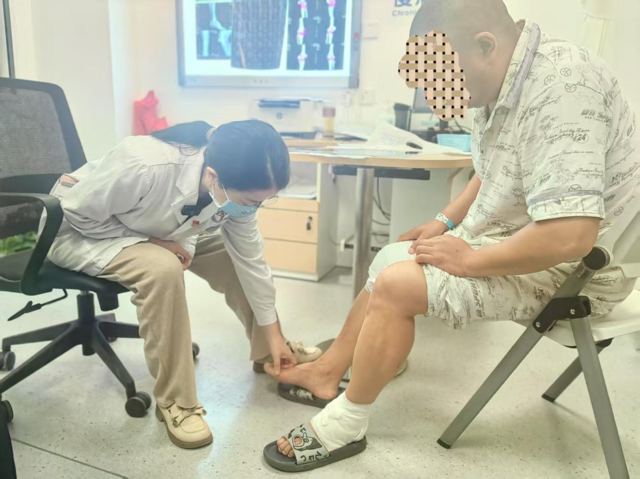 5f281eedb141fbbe7e35d05ea495d90