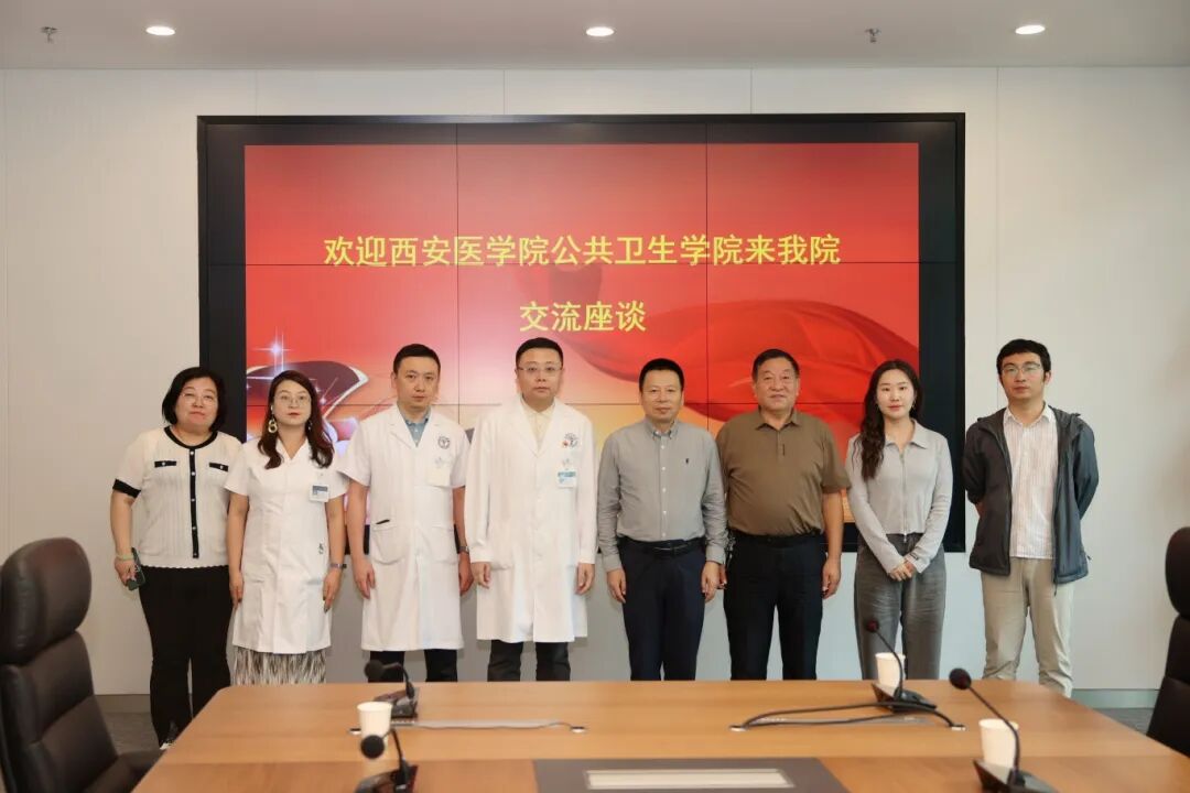 点击图片进入下一页